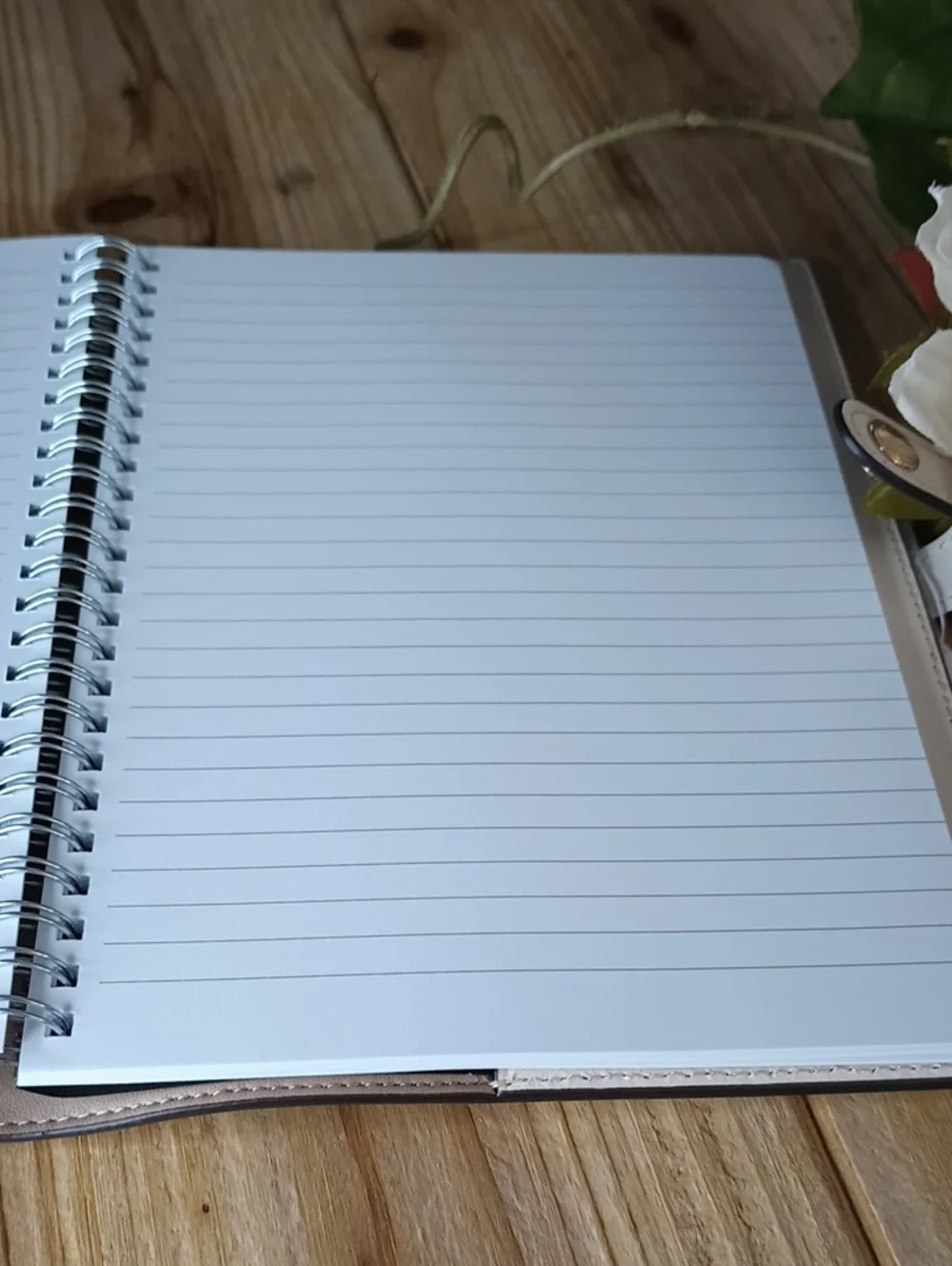 Coach White Signature Pebble Leather Agenda Cover